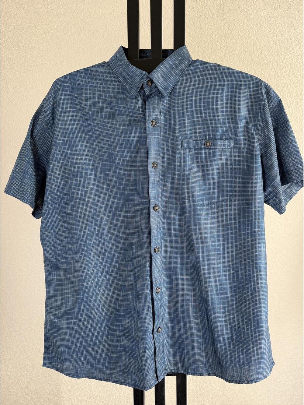 Kuhl Response Mens XL Blue Crosshatch Short Sleeve Button Up Shirt Tapered Fit